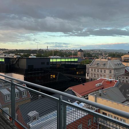 Penthouse In Trondheim City Centre Apartment Exterior photo